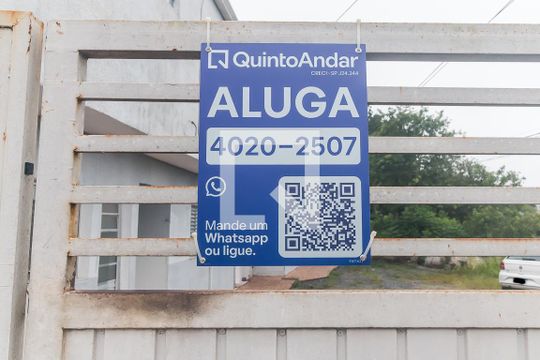Placa de kitnet/studio para alugar com 1 quarto, 40m² em Vila Mogi Moderno, Mogi das Cruzes