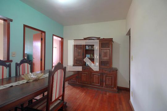Casa 1 - Sala de Jantar de casa para alugar com 6 quartos, 448m² em Vila Ermelinda, Belo Horizonte