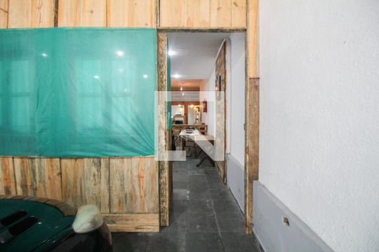 Garagem de casa à venda com 2 quartos, 239m² em Mooca, São Paulo