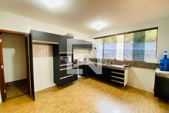 Cozinha de casa à venda com 2 quartos, 2000m² em Recanto do Poeta I, Lagoa Santa