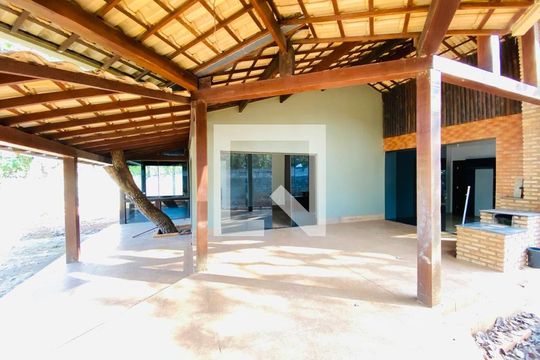 Área gourmet de casa à venda com 2 quartos, 2000m² em Recanto do Poeta I, Lagoa Santa