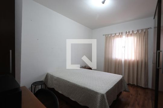 Quarto 1 de casa à venda com 3 quartos, 120m² em Jardim Ivone, São Paulo