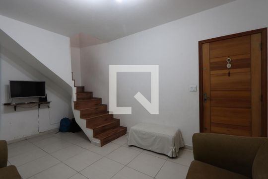 Sala de casa à venda com 3 quartos, 120m² em Jardim Ivone, São Paulo
