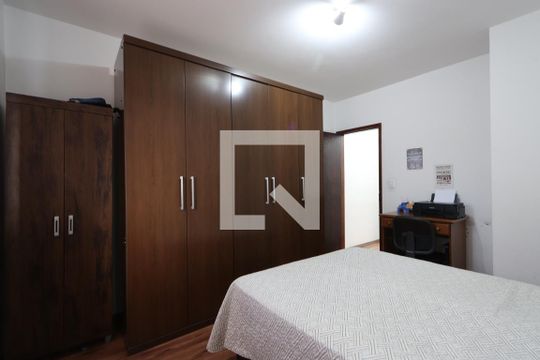 Quarto 1 de casa à venda com 3 quartos, 120m² em Jardim Ivone, São Paulo
