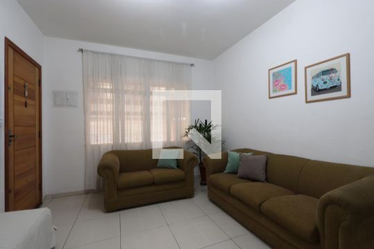 Sala de casa à venda com 3 quartos, 120m² em Jardim Ivone, São Paulo