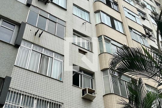 Fachada de apartamento à venda com 1 quarto, 35m² em Leme, Rio de Janeiro