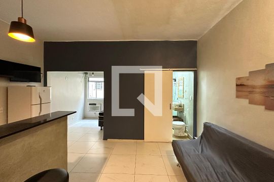 Sala de apartamento à venda com 1 quarto, 35m² em Leme, Rio de Janeiro