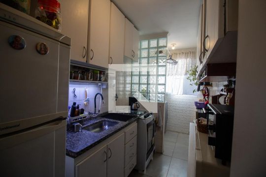 Cozinha de apartamento à venda com 2 quartos, 55m² em Vila Sao Silvestre (zona Leste), São Paulo