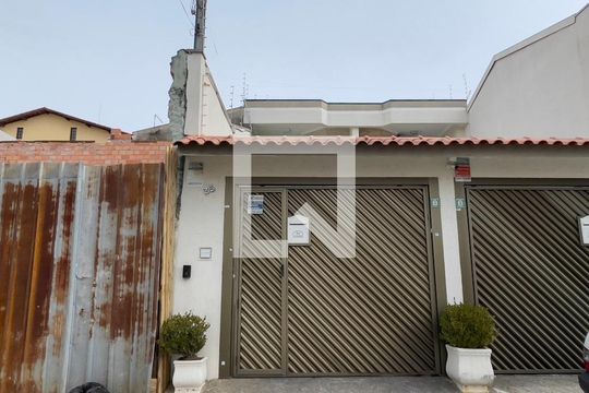 Fachada de casa à venda com 3 quartos, 270m² em Vila Marieta, São Paulo
