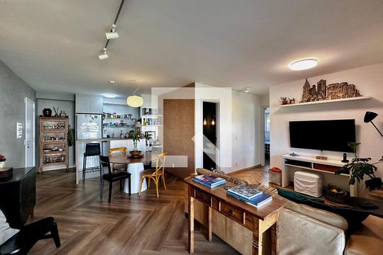 Sala de apartamento à venda com 2 quartos, 83m² em Santo Amaro, São Paulo