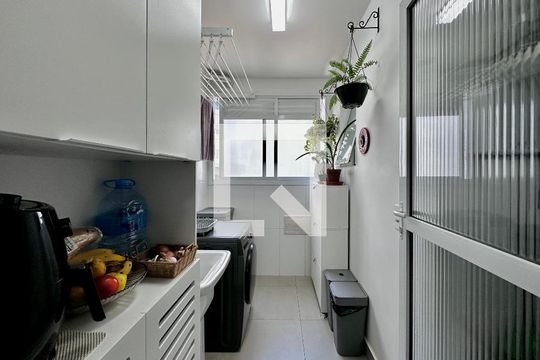 Área de Serviço de apartamento à venda com 2 quartos, 83m² em Santo Amaro, São Paulo