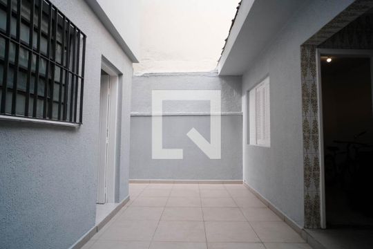 Área de Serviço de casa para alugar com 2 quartos, 135m² em Vila Nhocune, São Paulo