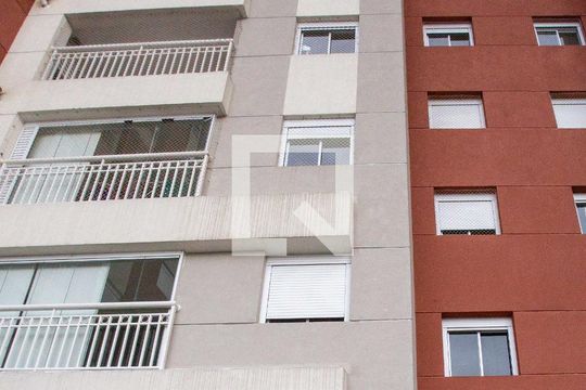 Fachada do bloco de apartamento à venda com 2 quartos, 51m² em Centro, Diadema