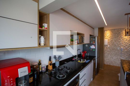 Cozinha de apartamento à venda com 2 quartos, 51m² em Centro, Diadema