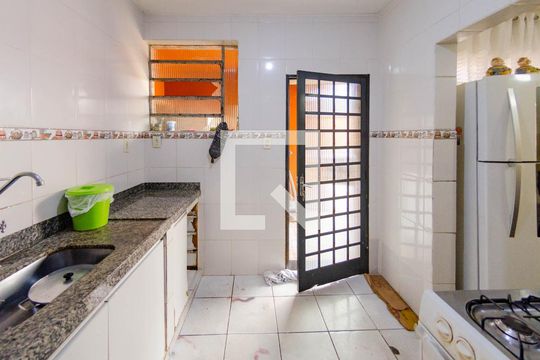 Cozinha de casa à venda com 4 quartos, 214m² em Salgado Filho, Belo Horizonte