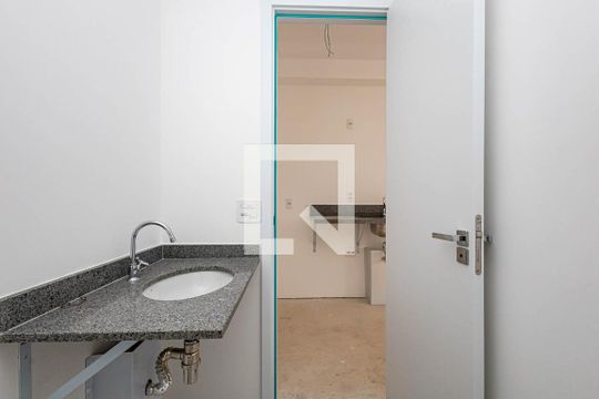 Banheiro de kitnet/studio à venda com 1 quarto, 24m² em Consolação, São Paulo