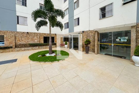 Área comum de apartamento para alugar com 3 quartos, 73m² em Vila Monumento, São Paulo
