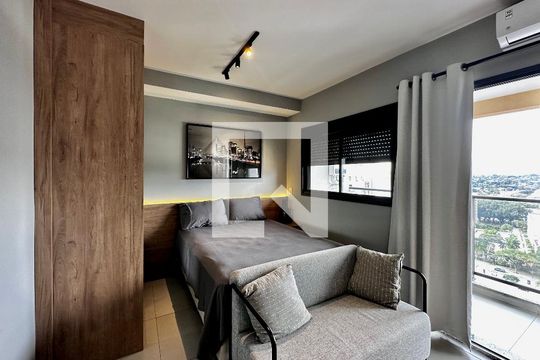 Studio de kitnet/studio para alugar com 1 quarto, 29m² em Jardim das Acacias, São Paulo