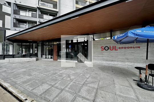 Fachada de kitnet/studio para alugar com 1 quarto, 29m² em Jardim das Acacias, São Paulo