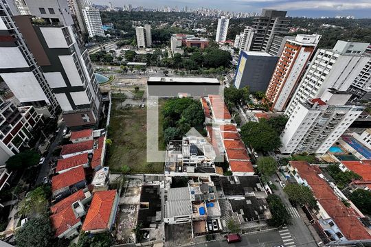 Vista de kitnet/studio para alugar com 1 quarto, 29m² em Jardim das Acacias, São Paulo