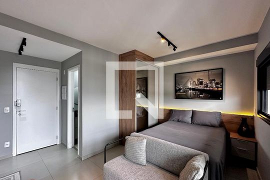Studio de kitnet/studio para alugar com 1 quarto, 29m² em Jardim das Acacias, São Paulo
