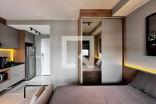 Studio de kitnet/studio para alugar com 1 quarto, 29m² em Jardim das Acacias, São Paulo