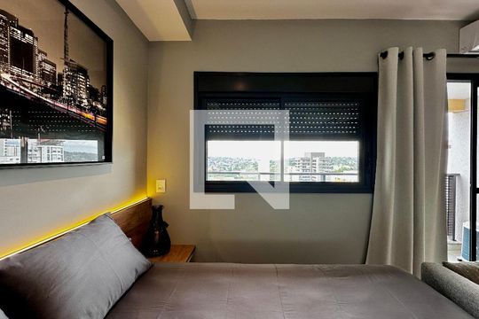 Studio de kitnet/studio para alugar com 1 quarto, 29m² em Jardim das Acacias, São Paulo