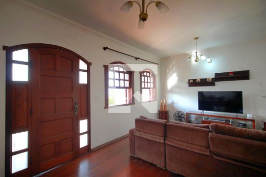Sala de casa à venda com 3 quartos, 273m² em Renascença, Belo Horizonte