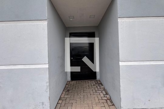 Entrada de apartamento à venda com 2 quartos, 48m² em Feitoria, São Leopoldo
