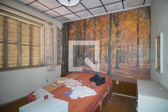 Quarto 1 de casa à venda com 2 quartos, 155m² em Independência, Porto Alegre