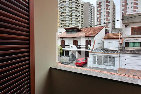 Sacada da Suíte 1 de casa à venda com 3 quartos, 362m² em Nova Petrópolis, São Bernardo do Campo
