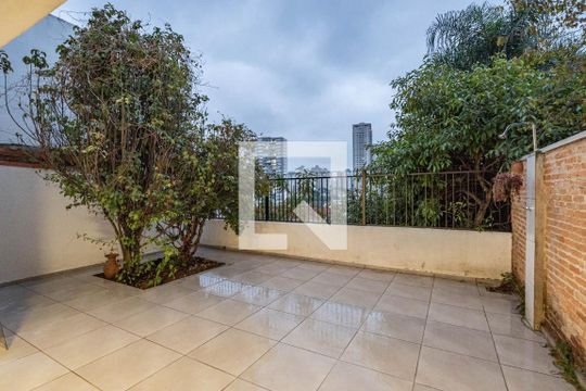 Garagem de casa à venda com 3 quartos, 225m² em Vila Moinho Velho, São Paulo