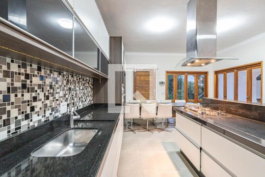 Cozinha de casa à venda com 3 quartos, 225m² em Vila Moinho Velho, São Paulo