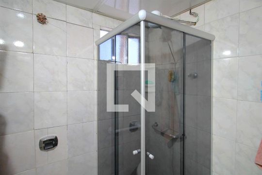 Banheiro de casa à venda com 3 quartos, 189m² em Nova Suíça, Belo Horizonte