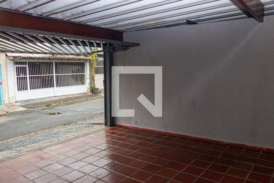 Garagem de casa à venda com 3 quartos, 100m² em Jardim Cliper, São Paulo