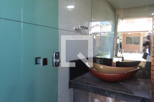 Área comum - Banheiro Social da Área Gourmet de casa à venda com 4 quartos, 640m² em Trevo, Belo Horizonte