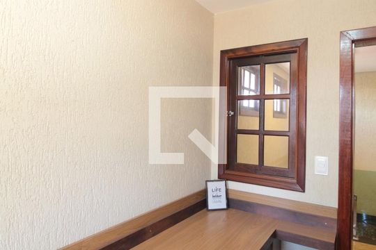 Escritório de casa à venda com 4 quartos, 640m² em Trevo, Belo Horizonte