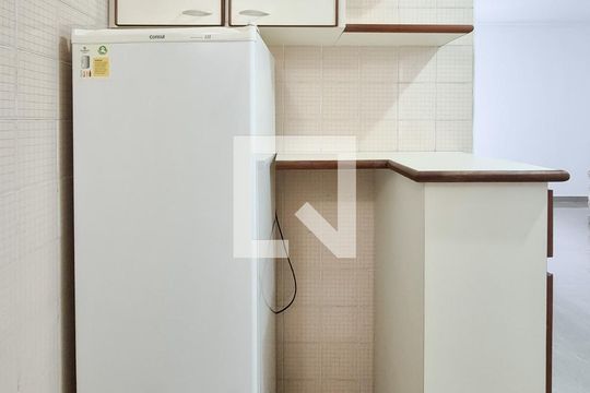 Cozinha - Armários de apartamento para alugar com 1 quarto, 39m² em Jardim Chácara Inglesa, São Bernardo do Campo