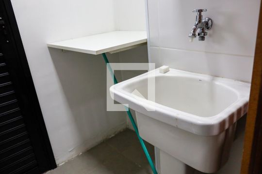 Área de Serviço de apartamento à venda com 2 quartos, 62m² em Vila Osasco, Osasco