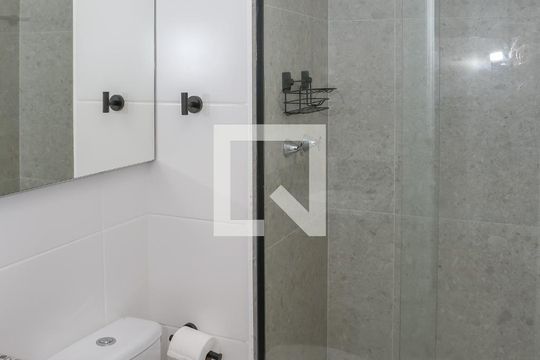 Banheiro de apartamento para alugar com 1 quarto, 25m² em Perdizes, São Paulo