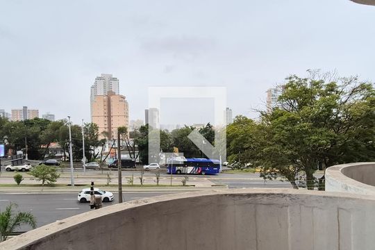 Varanda da suite de apartamento para alugar com 1 quarto, 40m² em Jardim Chácara Inglesa, São Bernardo do Campo