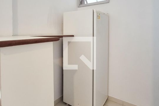 Cozinha  de apartamento para alugar com 1 quarto, 39m² em Jardim Chácara Inglesa, São Bernardo do Campo