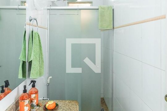 Banheiro de apartamento à venda com 3 quartos, 169m² em Palmares, Belo Horizonte