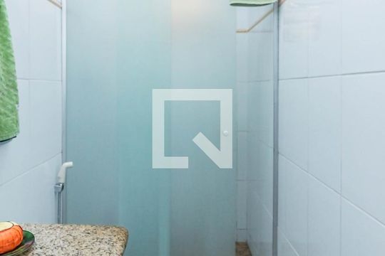 Banheiro de apartamento à venda com 3 quartos, 169m² em Palmares, Belo Horizonte