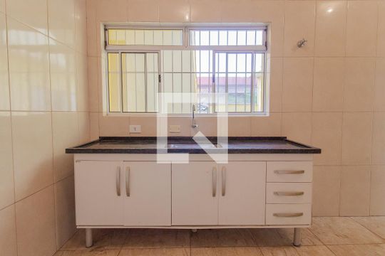 Cozinha de casa para alugar com 1 quarto, 60m² em Rp9 (regiões de Planejamento), Mauá