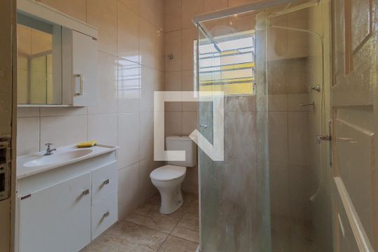 Banheiro de casa para alugar com 1 quarto, 60m² em Rp9 (regiões de Planejamento), Mauá