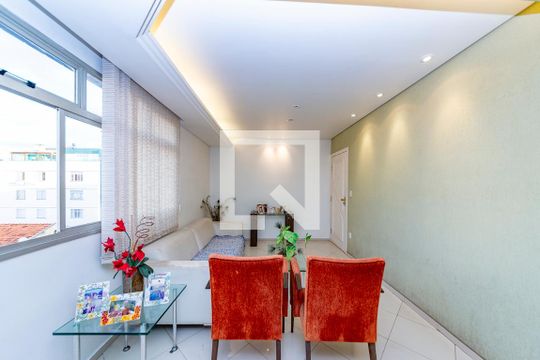 Sala 1 de apartamento à venda com 5 quartos, 235m² em Carlos Prates, Belo Horizonte