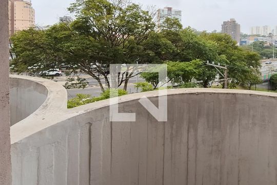 Varanda da suíte de apartamento para alugar com 1 quarto, 40m² em Jardim Chácara Inglesa, São Bernardo do Campo