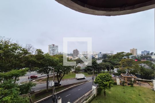 Varanda da suíte de apartamento para alugar com 1 quarto, 40m² em Jardim Chácara Inglesa, São Bernardo do Campo