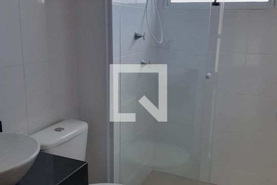 Banheiro de apartamento à venda com 2 quartos, 42m² em Jardim Bom Sucesso, Campinas